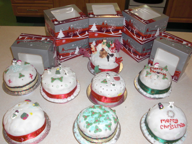 Xmas Cake Cookery Club 2014.JPG